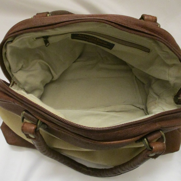 ADVENTURE BOUND BAG - Picture 5 of 6